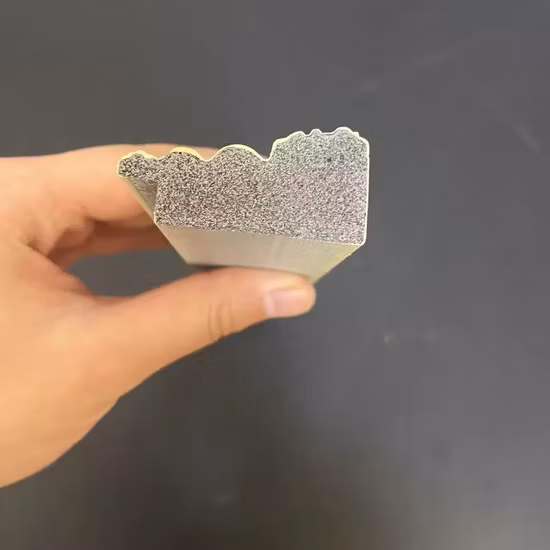 중국 제조 업체 Morden PS 사진 프레임 가정 장식을 위한 플라스틱 벽 사진 프레임 성형